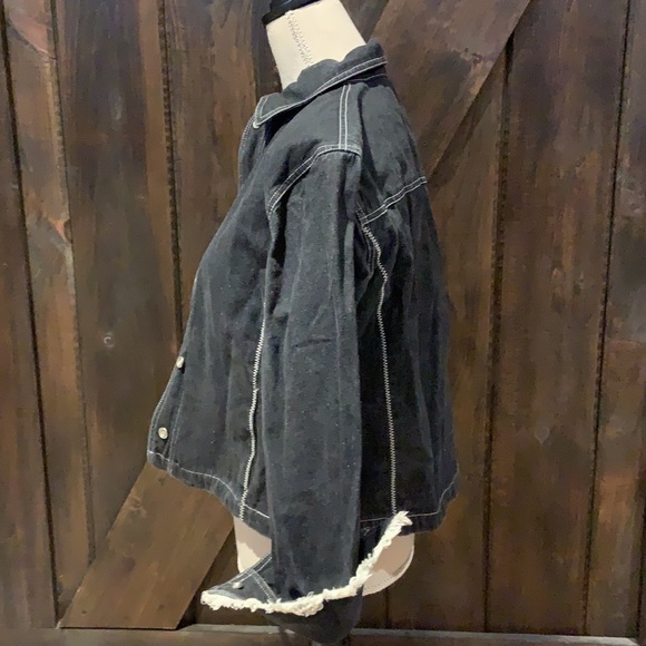 SPANNER Black jean jacket with ruffled cuffs - Picture 5 of 10